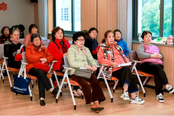月上海国寿财险构建金融服务新模式AG真人网页315金融消保宣传(图3)